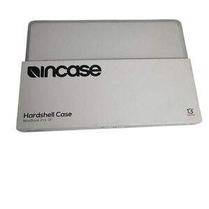 Incase Hardshell Case for MacBook Pro 13" Ventilated Design